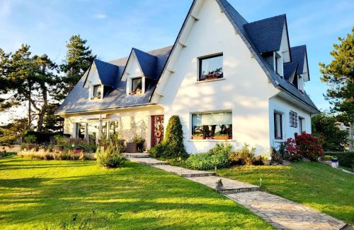 Sangatte Bed & Breakfast | Chambres d'Hôtes "Les Pins"