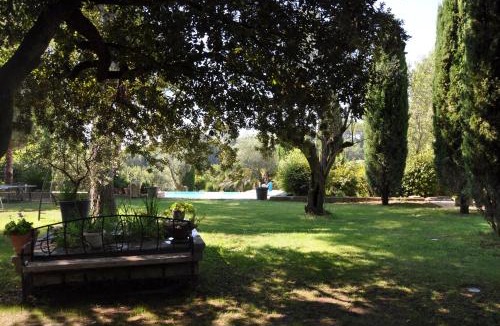 Malbosc Bed & Breakfast | Chambres d'hôtes sous l'olivier