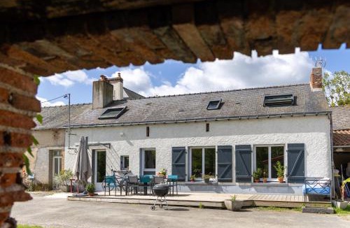 Bouzille Bed & Breakfast | Chambres d'hôtes, table d'hôtes des Reinières proche La Loire à Vélo, 3 chambres 7 couchages
