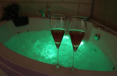 Amboise Bed & Breakfast | Chambres d'Hôtes Troglodytes Le Clos de L'Hermitage