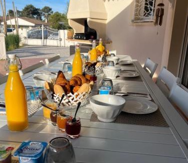 Ares Bed & Breakfast | Chambres d'Hôtes Villa La Louisiane
