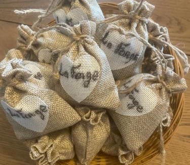 Oradour-Saint-Genest Bed & Breakfast | Chambres d'Hôtes de la forge