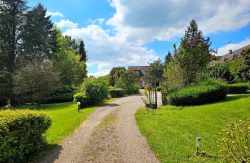 Le Charmel Bed & Breakfast | Chambres d'Hotes chez Renée