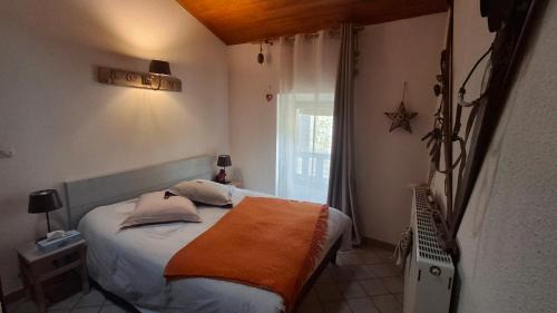 Saint-Antoine-l'Abbaye Bed & Breakfast | CHAMBRES D'HOTES L'ANTONIN