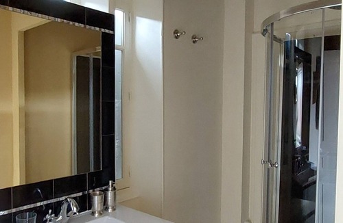 Preveranges Bed & Breakfast | Chambres d hotes la Joyeuse