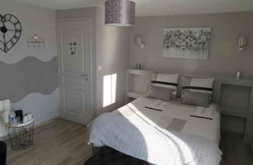 Saint-Loup Bed & Breakfast | Chambres d'Hotes La Maison Neuve