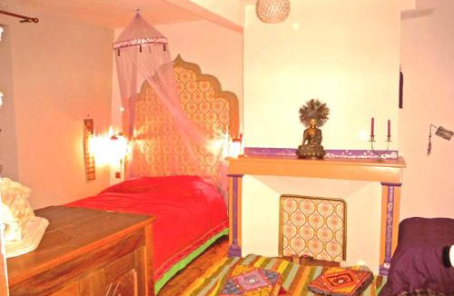 Soulan House | Chambres d'Hotes La Mystérieuse