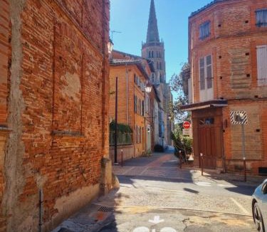 Montech House | chambres d'hotes Le 1891