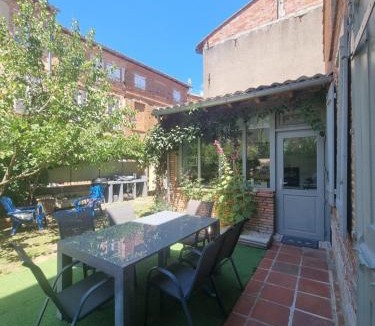 Montech House | chambres d'hotes Le 1891