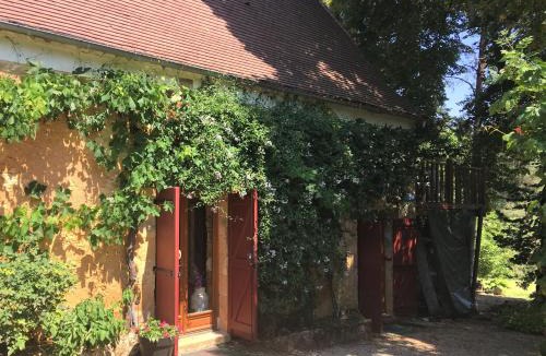 Sainte-Alvere Bed & Breakfast | Chambres d'hotes Les Coustilles