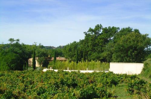 Pougnadoresse Bed & Breakfast | CHAMBRES D'HOTES "MAISON PONS" proche UZES - PONT DU GARD