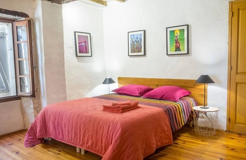 Touget Bed & Breakfast | Chambres d'hôtes, Stella - Quiet former sheepfold with swimming pool and panoramic view