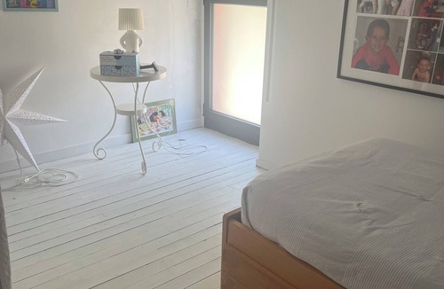 Charly Bed & Breakfast | Chambres Dans Maison Neuve