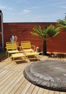 Roeze-sur-Sarthe House | Chambres dans villa avec piscine