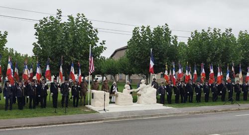 Consenvoye House | Chambres dhôtes Logette