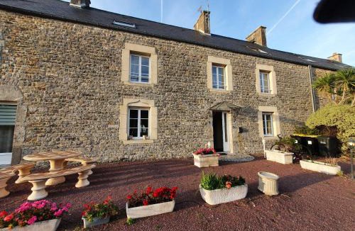 Surtainville Bed & Breakfast | Chambres du logis De La Mare Du Parc