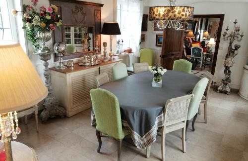Appoigny Bed & Breakfast | Chambres et Tables d'hôtes du Puits d'Athie