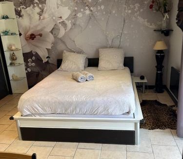 Criquetot-sur-Longueville Bed & Breakfast | Chambres d'hôte du Domaine de la Reine Blanche