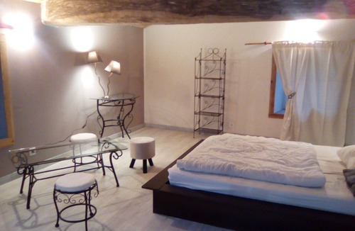 Mareuil-Sur-Lay-Dissais Bed & Breakfast | Chambres d'Hotes la Source