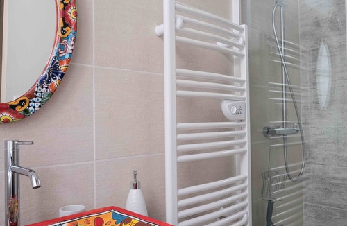 Montcuq Bed & Breakfast | Chambres d'Hôtes Maison Saint Privat