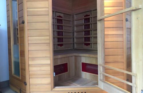 Saint-Geoire-en-Valdaine House | Chambres au Chateau Saint-geoire