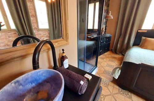 Saint-Sauveur-en-Puisaye House | Chambres d'hôtes - la Puysæ