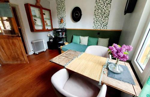 Saint-Sauveur-en-Puisaye House | Chambres d'hôtes - la Puysæ