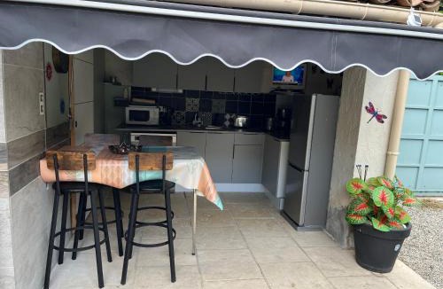 Roquemaure Bed & Breakfast | Chambres Hôtes chez Chris