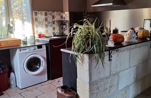 Vignonet House | Chambres Peyroutas