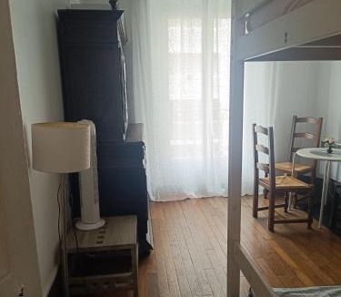Quartier de la Maison-Blanche Hostel | Chambres privées dans un appartement de 2 pièces à Paris 13e