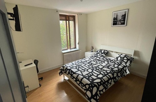 Roubaix Apartment | Chambres privées
