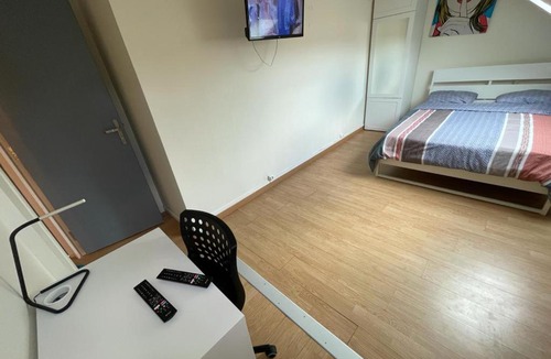 Roubaix Apartment | Chambres privées