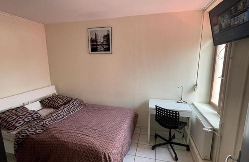 Roubaix Apartment | Chambres privées