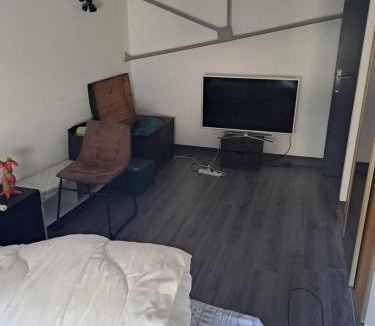 Miroir - Batignolles Bed & Breakfast | Chambres proche gare centre ville