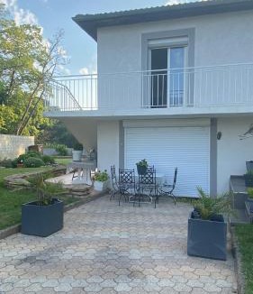 Chavanoz House | Chambres Quiétude