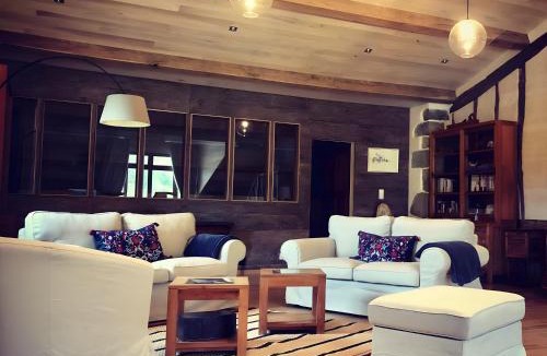 Iholdy Bed & Breakfast | Chambres Tables d'Hôtes Lukugaraia