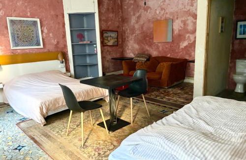 Decize Hotel | Chambres Zohra Centre ville