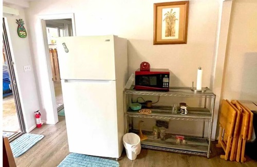 Ocean View Apartment | Chameleon Suite Ocean Views Kitchen Volcano NP