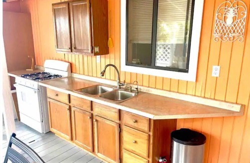 Ocean View Apartment | Chameleon Suite Ocean Views Kitchen Volcano NP