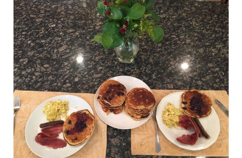 Bethesda Bed & Breakfast | Champagne Lounge