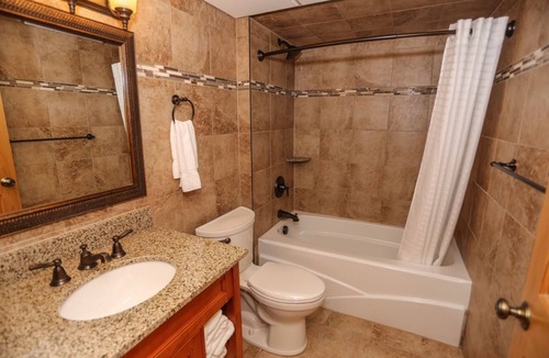 Seven Springs Hotel | Champion Hotel | King Suite + Separate Living Area