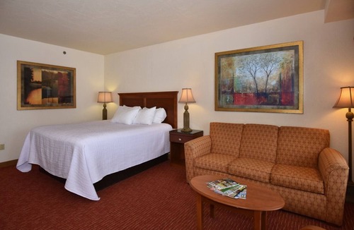 Seven Springs Apartment | Champion Hotel | King Tower Room + Tower Side