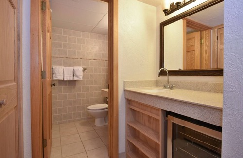 Seven Springs Apartment | Champion Hotel | King Tower Room + Tower Side