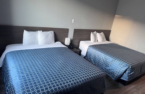Shepherd Hotel | Champion Inn