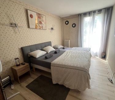 Sarcelles Apartment | Champions Deluxe