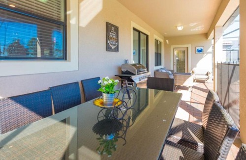 Ridgewood Lakes House | Champions Gate Grand Escape - Six Bedroom Home