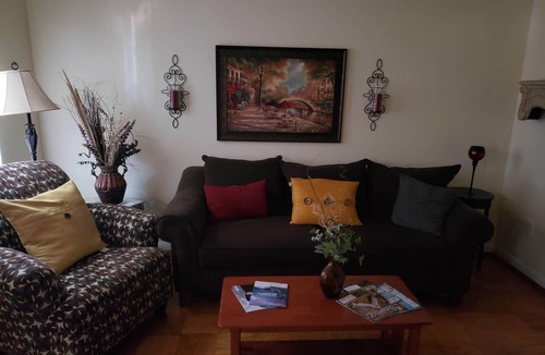 Forest Hills Condo | Champions Week Retreat