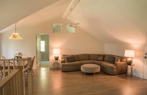 South Hero House | Champlain Escape to the Lake!