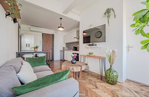 Le Mourillon Apartment | Champs de Mars - Chic 4-bedroom T5, fully equipped