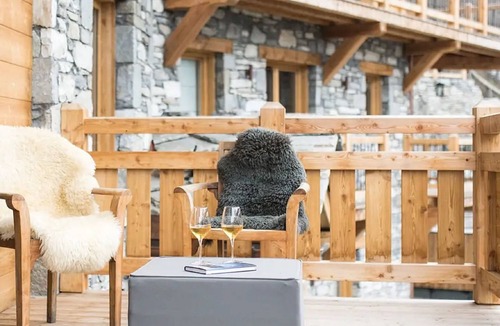 Le Cret Ski Chalet | Chamring Chalet in Val D'isère